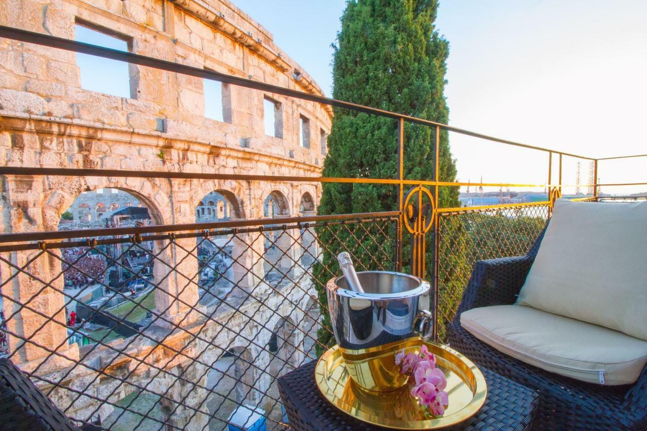 Arena & Seaview Luxurious Residence Pula Buitenkant foto